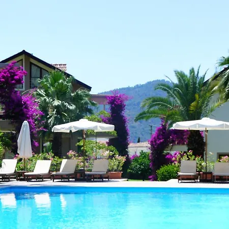 Апартаменты Aquamarine Garden Deluxe *