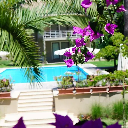 Aquamarine Garden Deluxe Appartement *